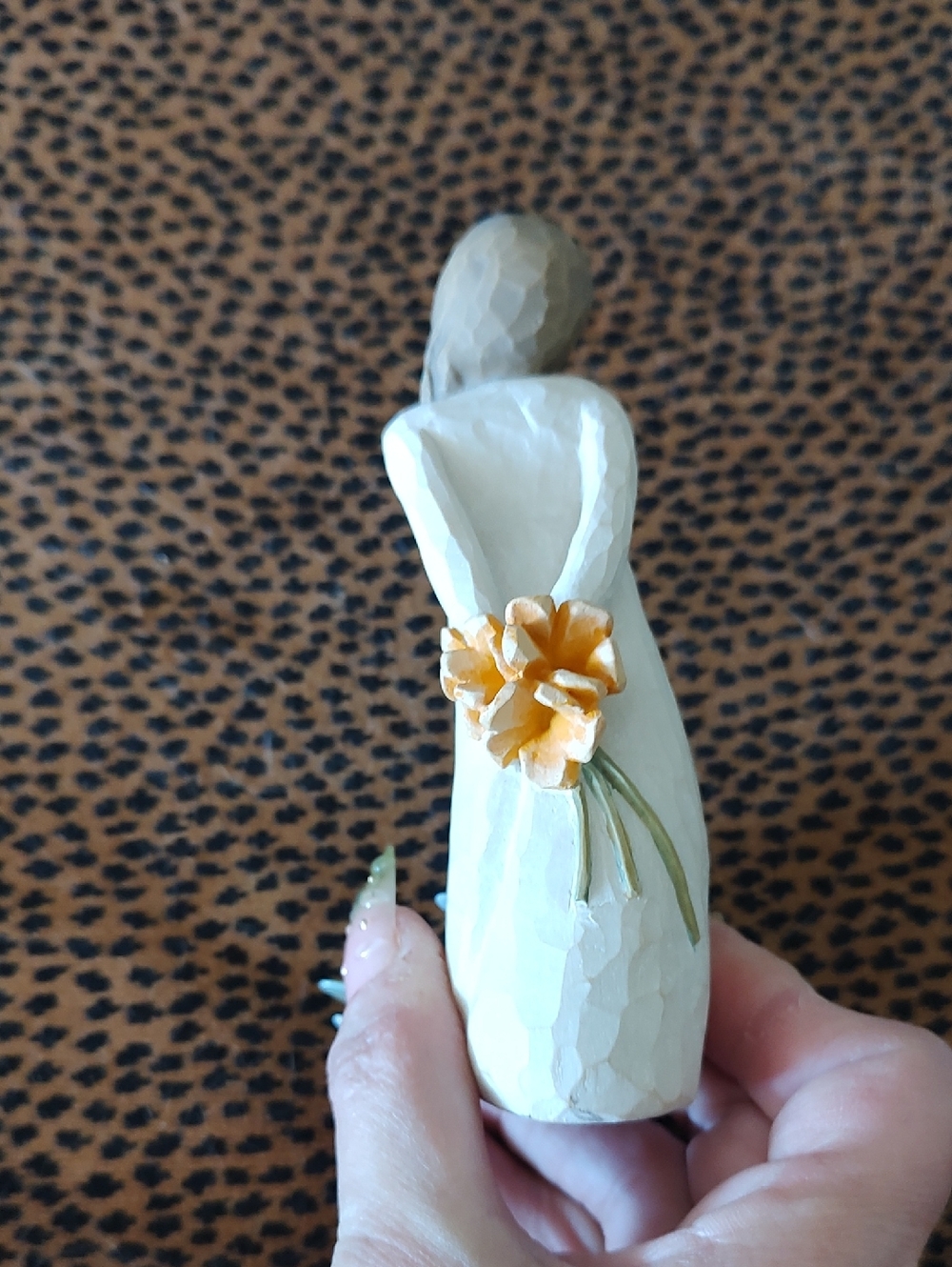 Willow Tree White Figurine with Yellow Flower Accent - Picture 3 of 5
